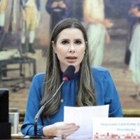 Carol De Toni cobra esclarecimentos sobre atrasos no Seguro-Defeso em Santa Catarina