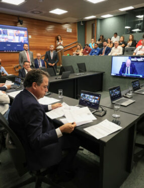 Projetos sobre salários, saúde, educação e serviços avançam na Assembleia Legislativa de Santa Catarina