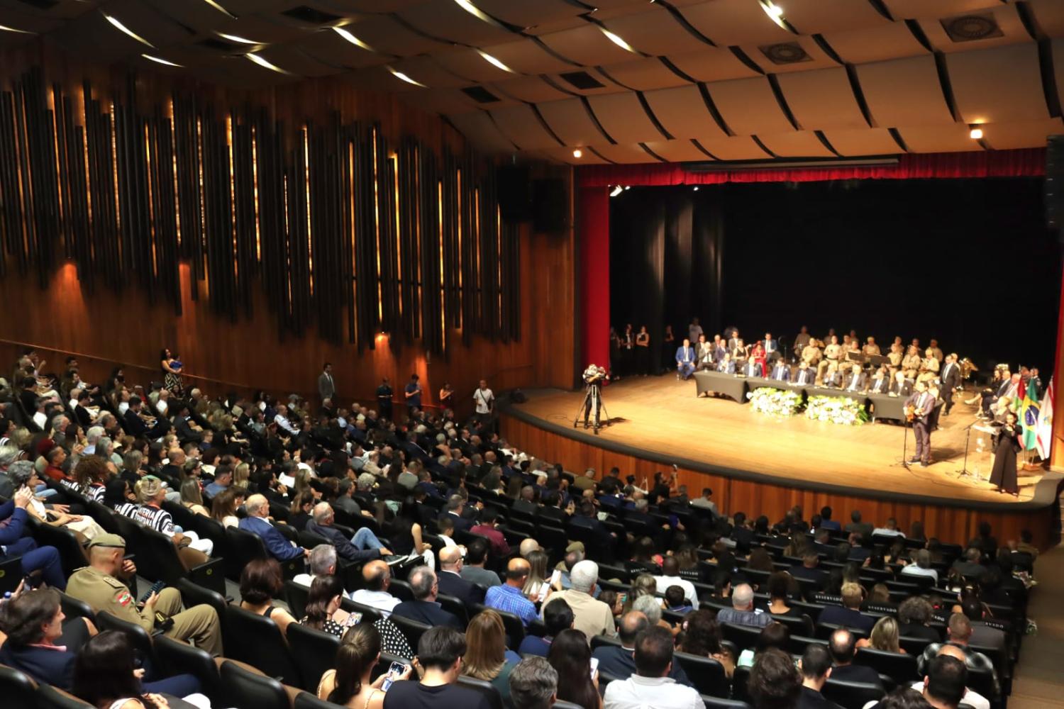 Câmara Municipal de Florianópolis celebra 300 anos em sessão solene no CIC