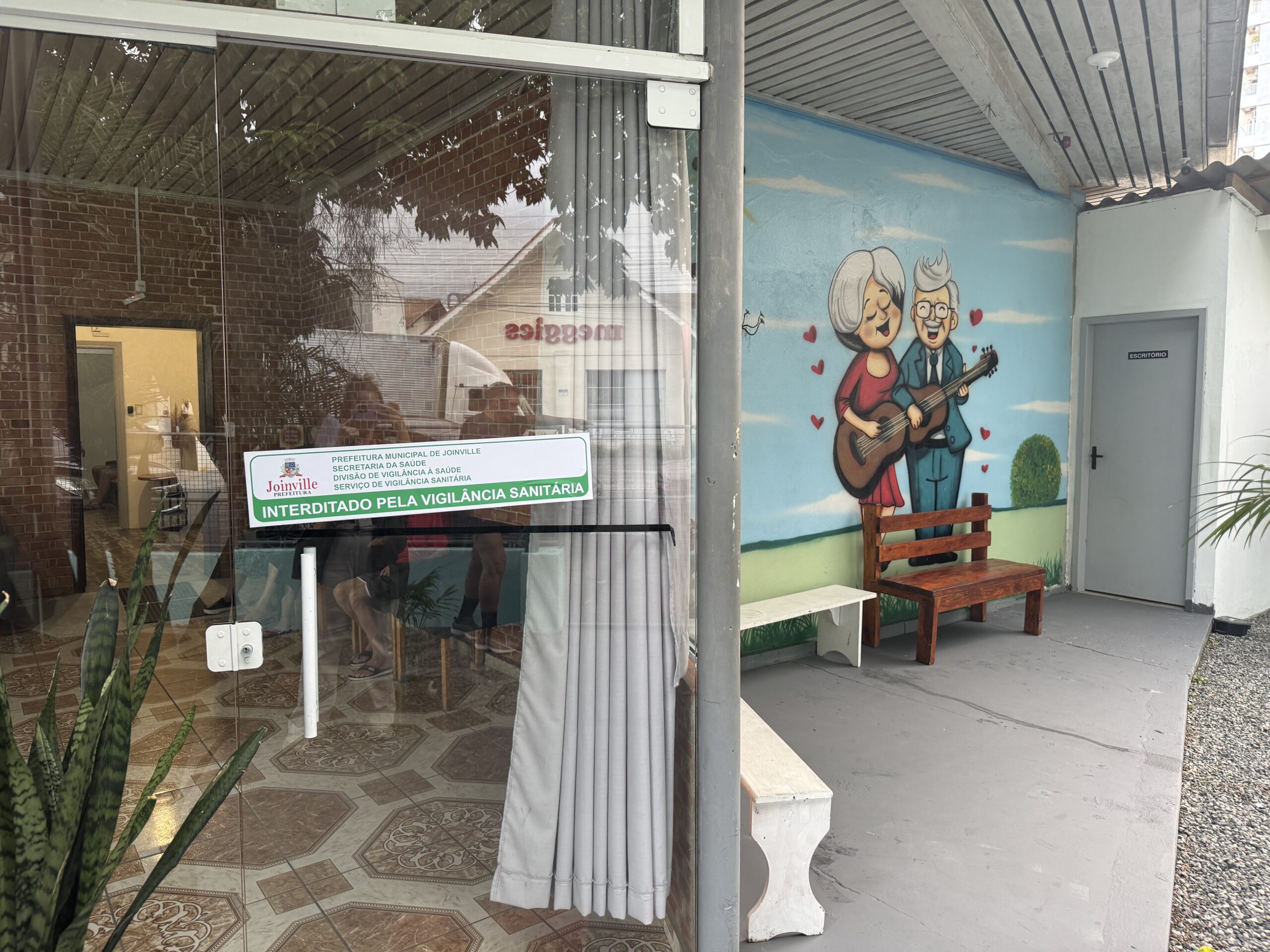 Proprietário de instituição para idosos é preso durante investigação em Joinville