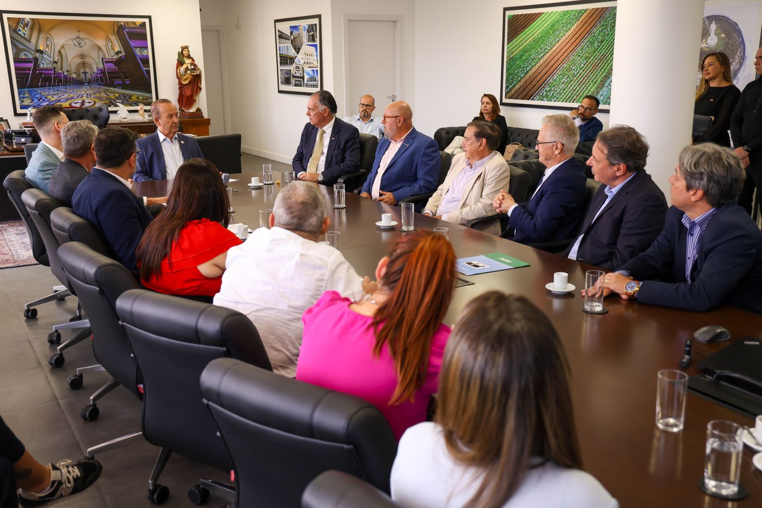 Governo de SC encaminha à Alesc projeto com reajuste de 6,49% no piso salarial regional