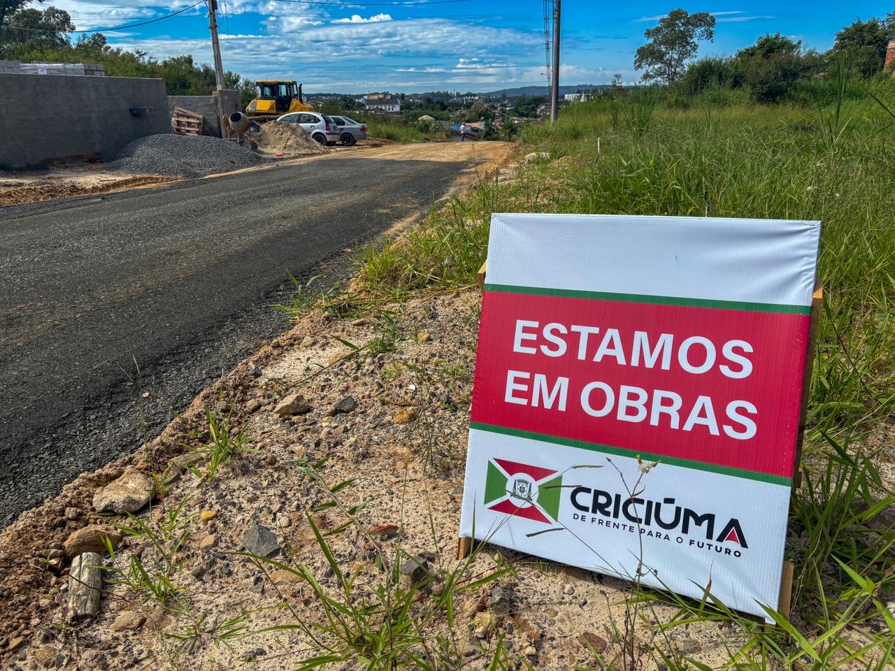 Criciúma inicia pavimentação de via no bairro Santo Antônio com investimento de R$ 1,2 milhão