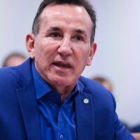 Deputado de SC propõe tornozeleira eletrônica obrigatória para agressores de mulheres