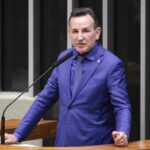 Câmara aprova projeto que prevê tornozeleira eletrônica para agressores de mulheres