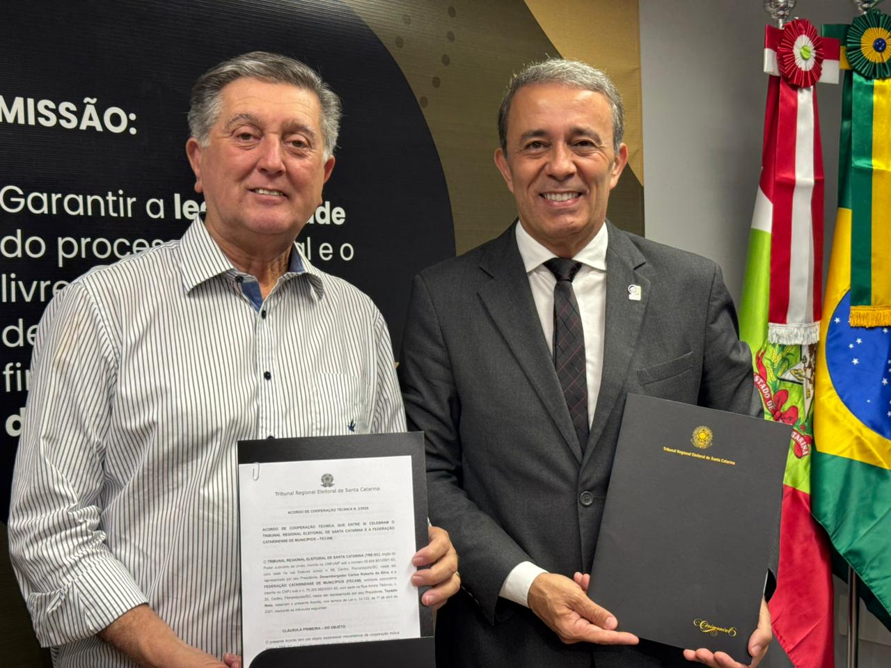 FECAM e TRE-SC firmam acordo para ampliar acesso aos serviços eleitorais em Santa Catarina