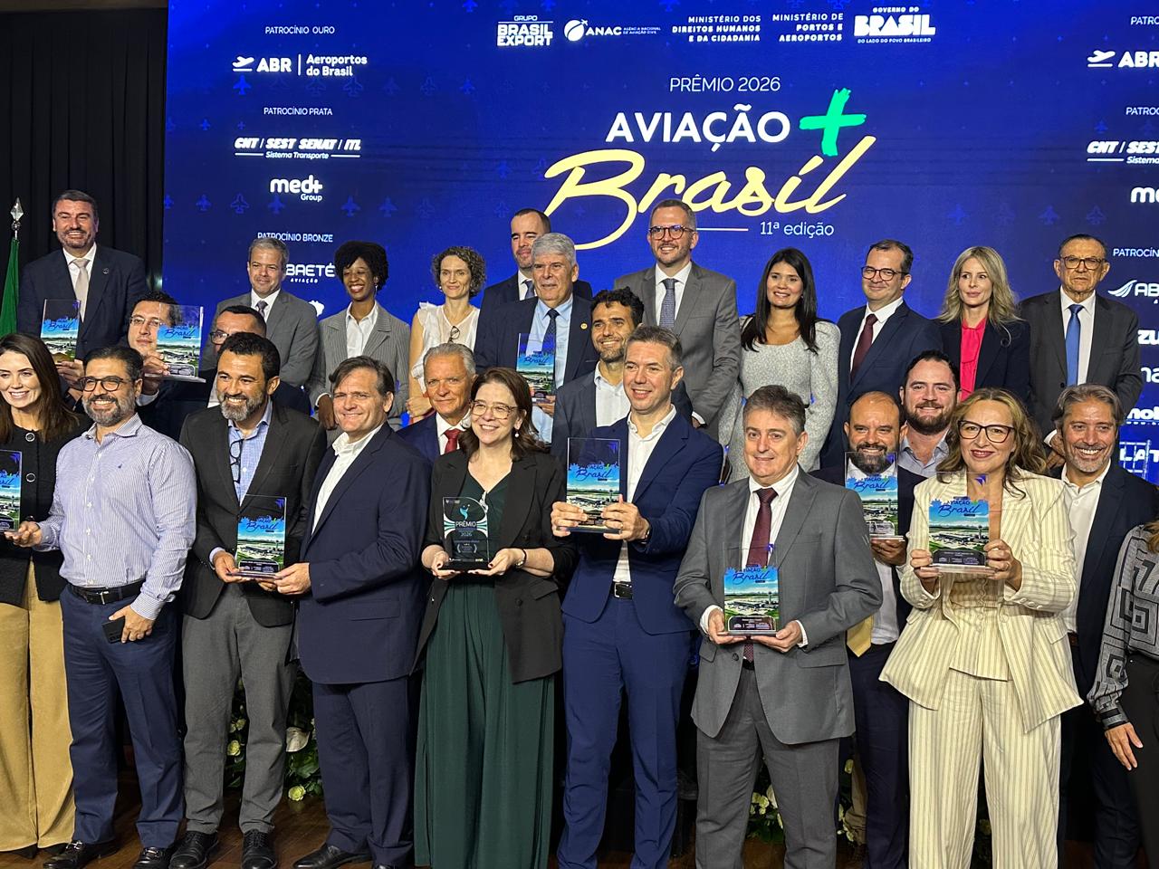 Aeroportos de Florianópolis e Joinville são premiados entre os melhores do Brasil