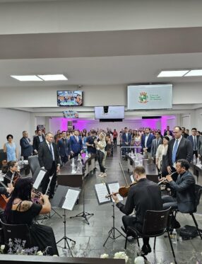 Câmara de Chapecó realiza Sessão Solene para entrega do Diploma Mulher Cidadã