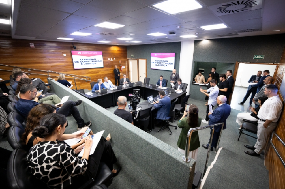 CCJ aprova projeto que equipara pessoas com diabetes tipo 1 a PcDs em Santa Catarina