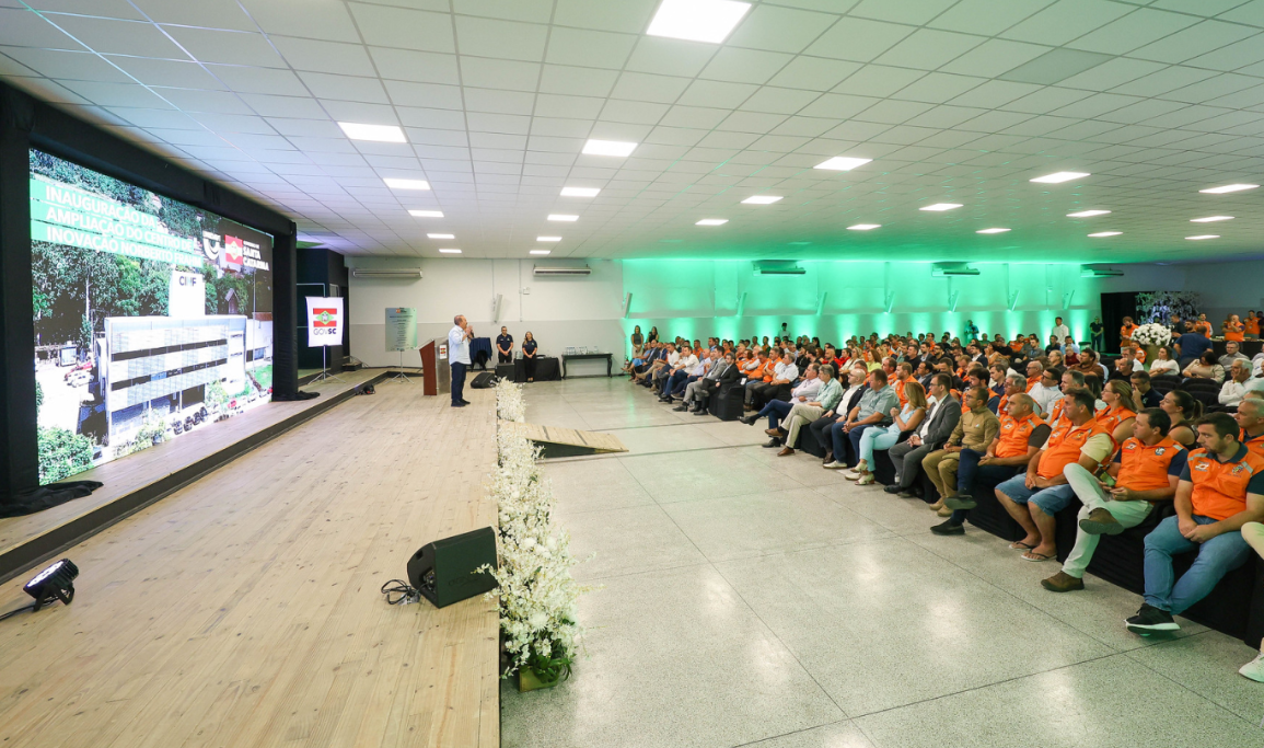 Governo de SC anuncia R$ 485 milhões para ações de prevenção a desastres no Alto Vale do Itajaí