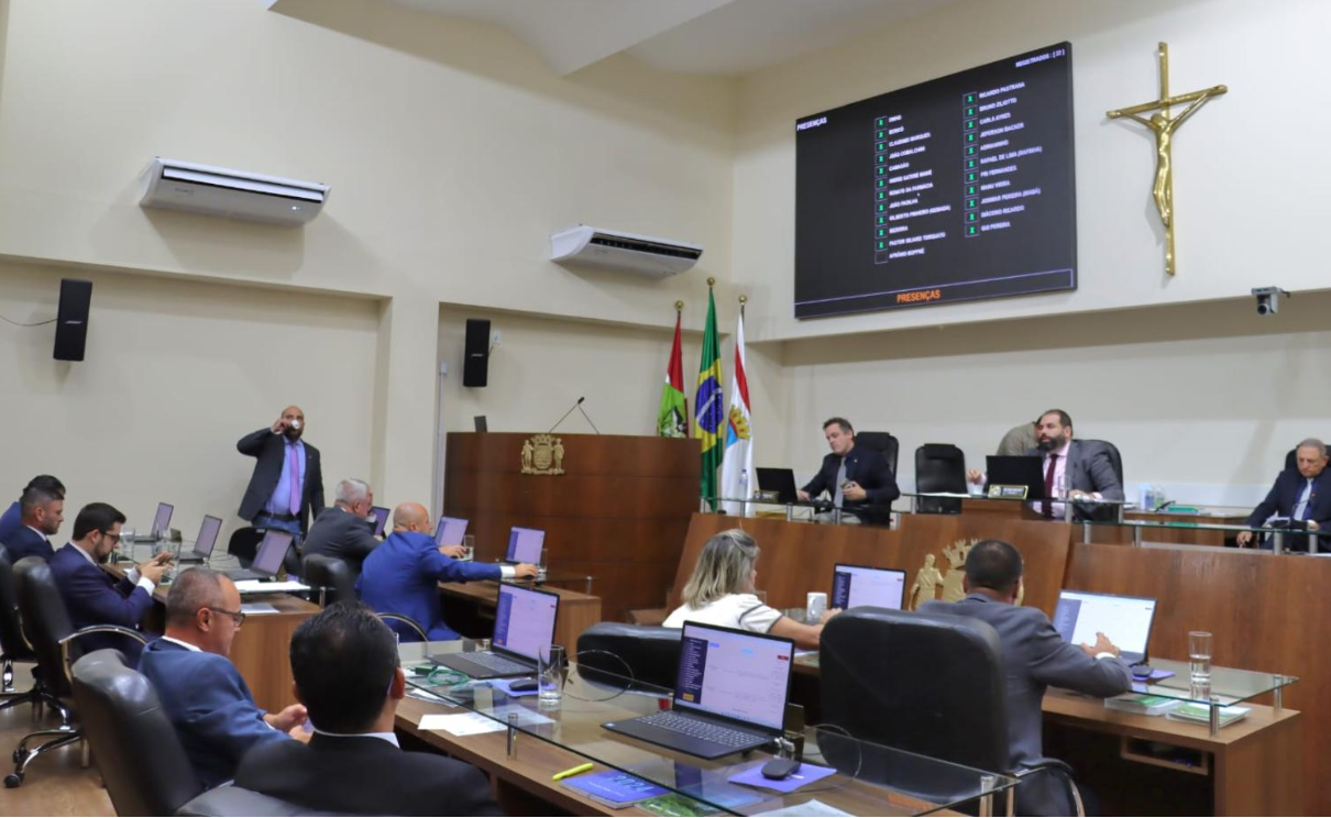 Florianópolis aprova novo Código de Obras com mudanças em regras para construções e demolições