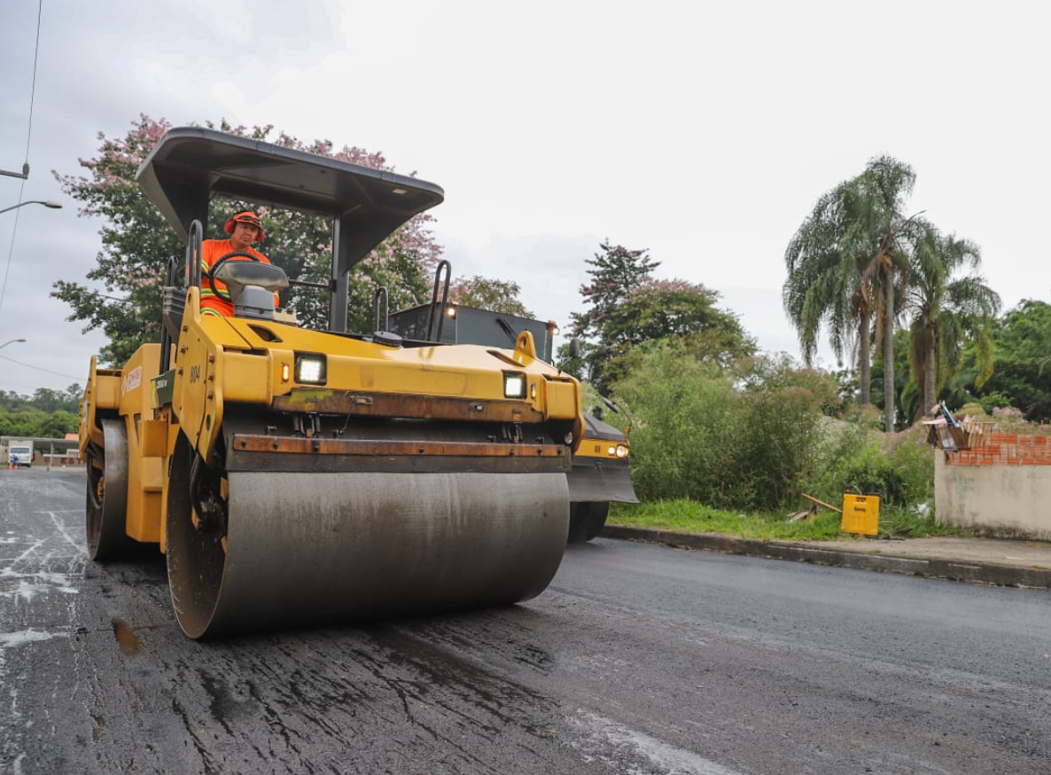 Gabinete Itinerante leva serviços de infraestrutura, limpeza e atendimentos a bairros da região Cidade Mineira, em Criciúma