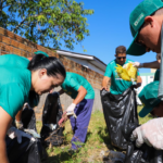 Mutirão de Limpeza recolhe cerca de 1,5 tonelada de resíduos no bairro Progresso, em Criciúma
