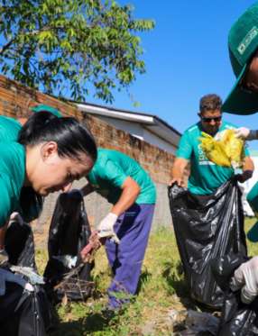 Mutirão de Limpeza recolhe cerca de 1,5 tonelada de resíduos no bairro Progresso, em Criciúma