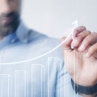 Atividade econômica de Santa Catarina cresce 3,5% em 2025, acima da média nacional