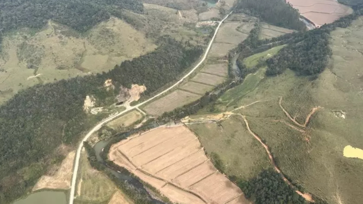 TCE suspende licitação para construção de barragem; PF de olho em SC; O clima no MDB – E outros destaques