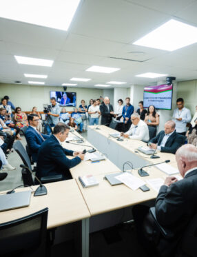 Proteção animal e defesa do consumidor pautam reunião da Comissão de Finanças na Alesc