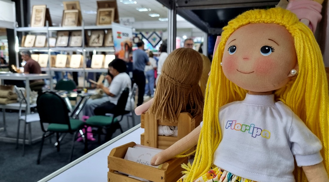 Artesanato catarinense movimenta quase R$ 20 mil em vendas no Floripa Quilt 2026