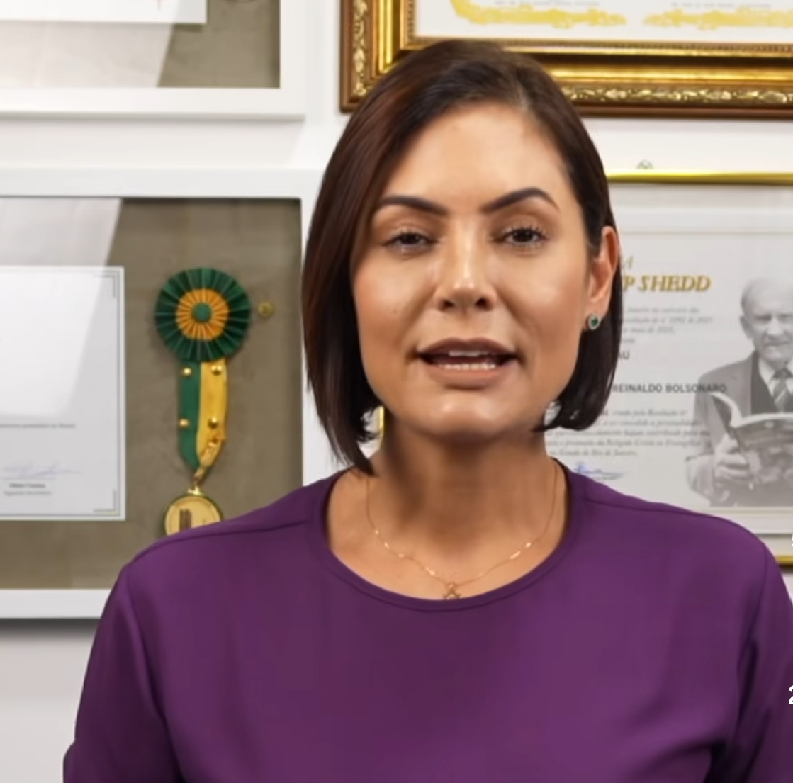 Michelle amplia a resistência a Carlos Bolsonaro; a renúncia de Adriano; mais um nome pleiteia a vaga de vice de João Rodrigues – e outros destaques