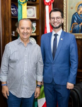Jorginho Mello empossa Arão Josino como secretário de Estado do Planejamento
