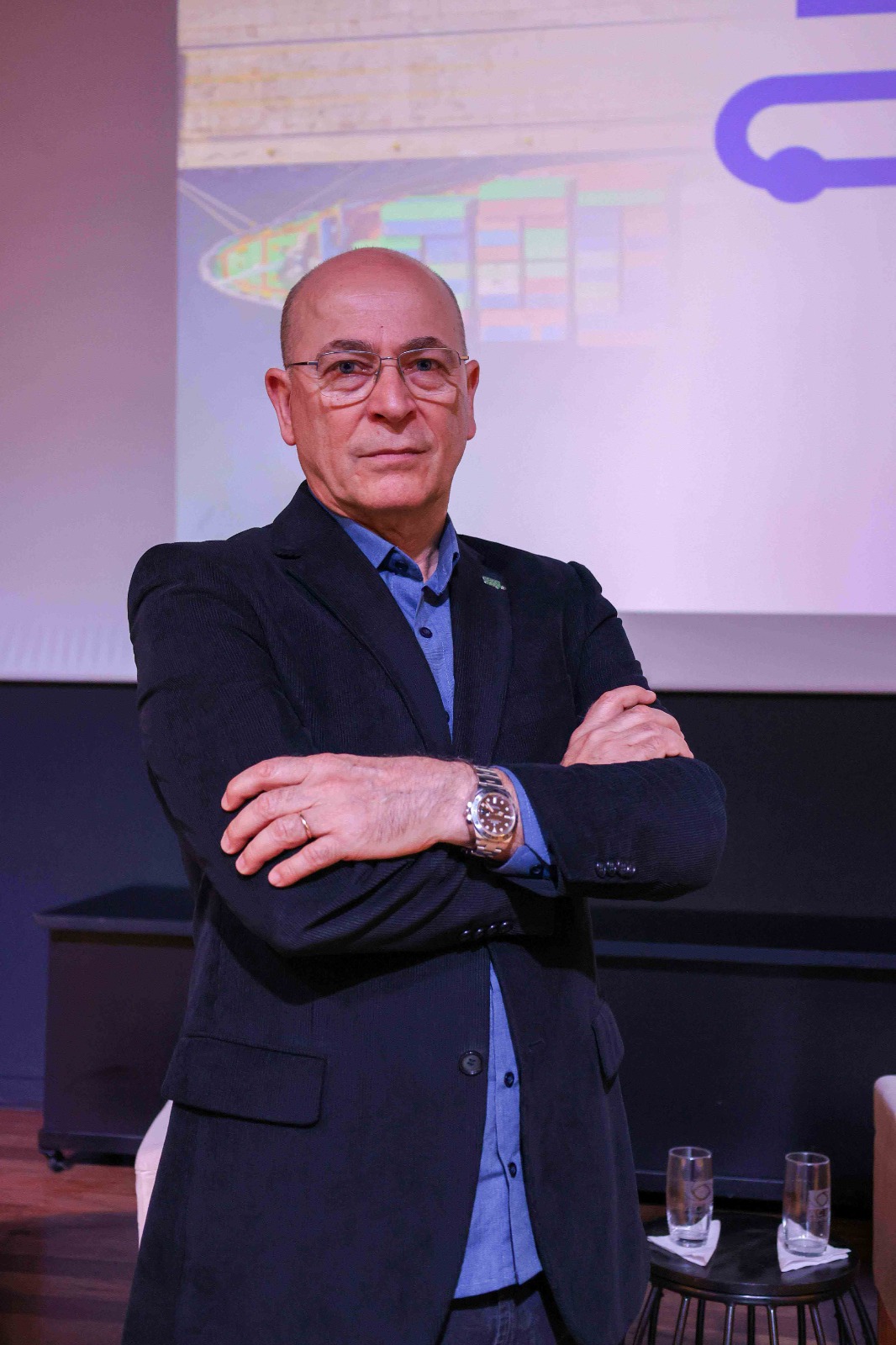 ARTIGO: Perigosa dependência externa