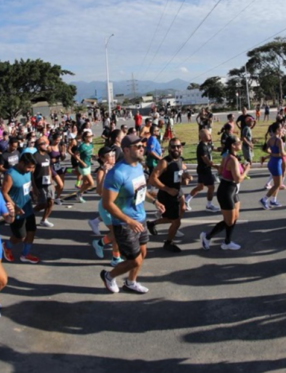 Avenida Arlindo Philippi May é inaugurada com corrida e promete melhorar mobilidade em Palhoça