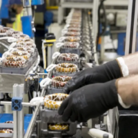 Economia de SC fica estável no início de 2026, com queda da indústria e avanço do comércio