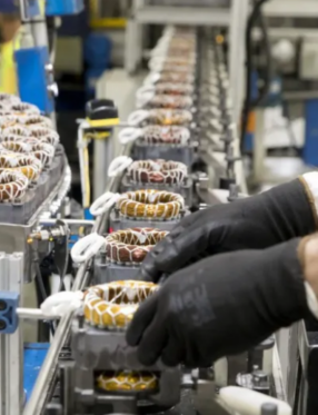 Economia de SC fica estável no início de 2026, com queda da indústria e avanço do comércio