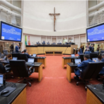 Alesc aprova projeto que garante presença de acompanhantes em atendimentos médicos de crianças