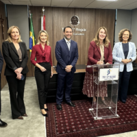 TRT-SC e OAB-SC firmam acordo para cadastro de advogados dativos em Santa Catarina