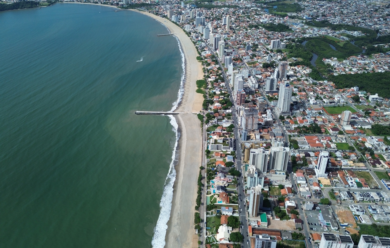 Prefeitura inaugura nova orla e abre programação do Conexão BP no Dia do Trabalhador