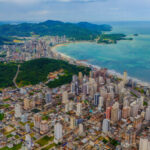 Governo de SC autoriza obras em Itapema para alargamento da Meia Praia e pavimentação do Morro do Encano