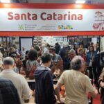 Artesanato catarinense movimenta quase R$ 100 mil em feira nacional em São Paulo