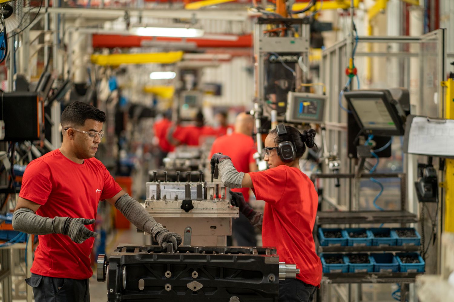 Semana da Indústria debate futuro do setor que emprega mais de 900 mil trabalhadores em SC