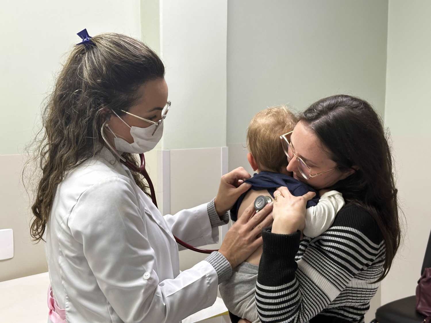 Registros de casos de doenças respiratórias na Emergência do Hospital Infantil de Florianópolis crescem 56%