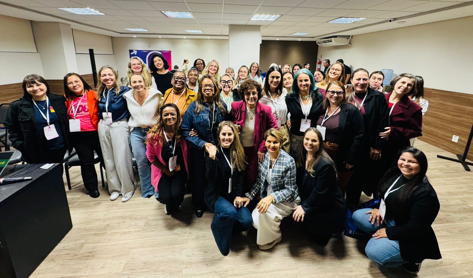 MDB Mulher reúne lideranças catarinenses para discutir participação feminina na política