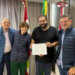 João Cobalchini abre espaço para vereador mirim apresentar demandas da Capital