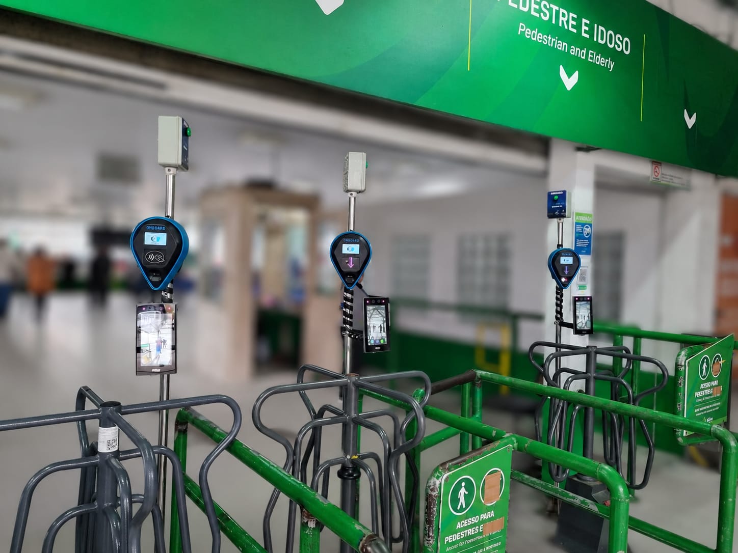 Usuários do Passe Livre no ferry-boat entre Itajaí e Navegantes terão de fazer biometria facial