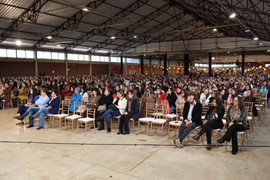 Seminário sobre autismo reúne mais de 2 mil participantes em Joaçaba