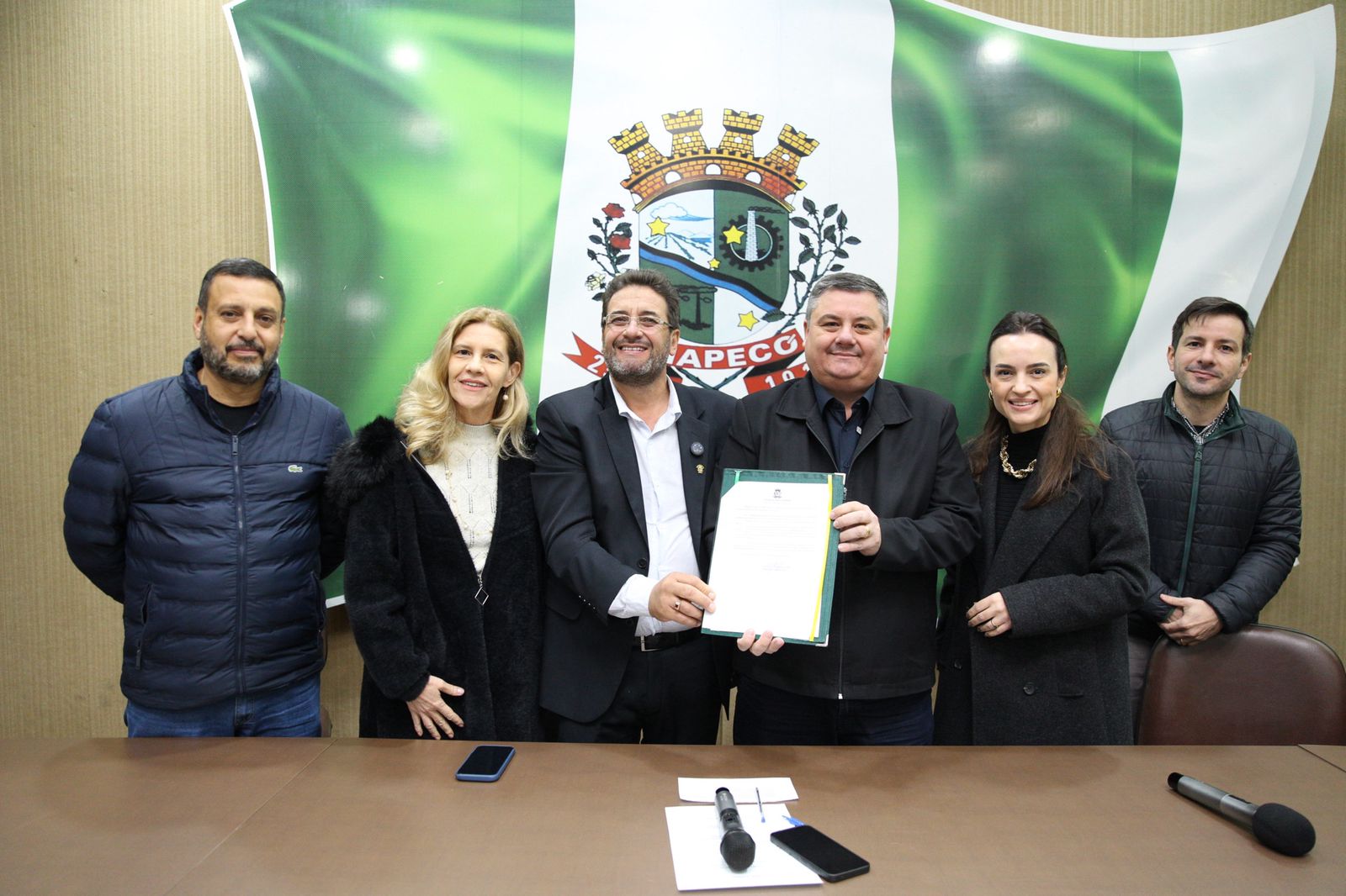 Chapecó anuncia leilão de lotes industriais, investimentos em obras e ações de inclusão social