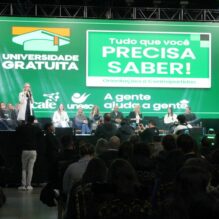 Circuito Universidade Gratuita reúne estudantes da Unesc para orientações sobre contrapartida social