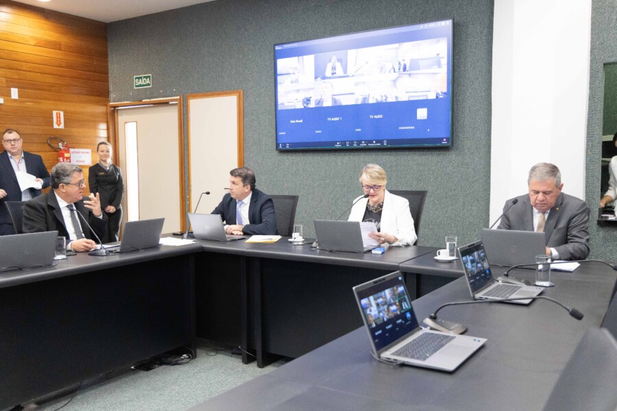 Comissão da Alesc aprova proposta para criação de rota turística ligada às festividades do Divino Espírito Santo em SC