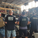 Operação integrada desarticula desmanche clandestino e apreende peças furtadas na Grande Florianópolis