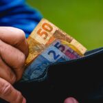 Renda média em Santa Catarina sobe 8,7% e chega a R$ 3,9 mil, aponta IBGE